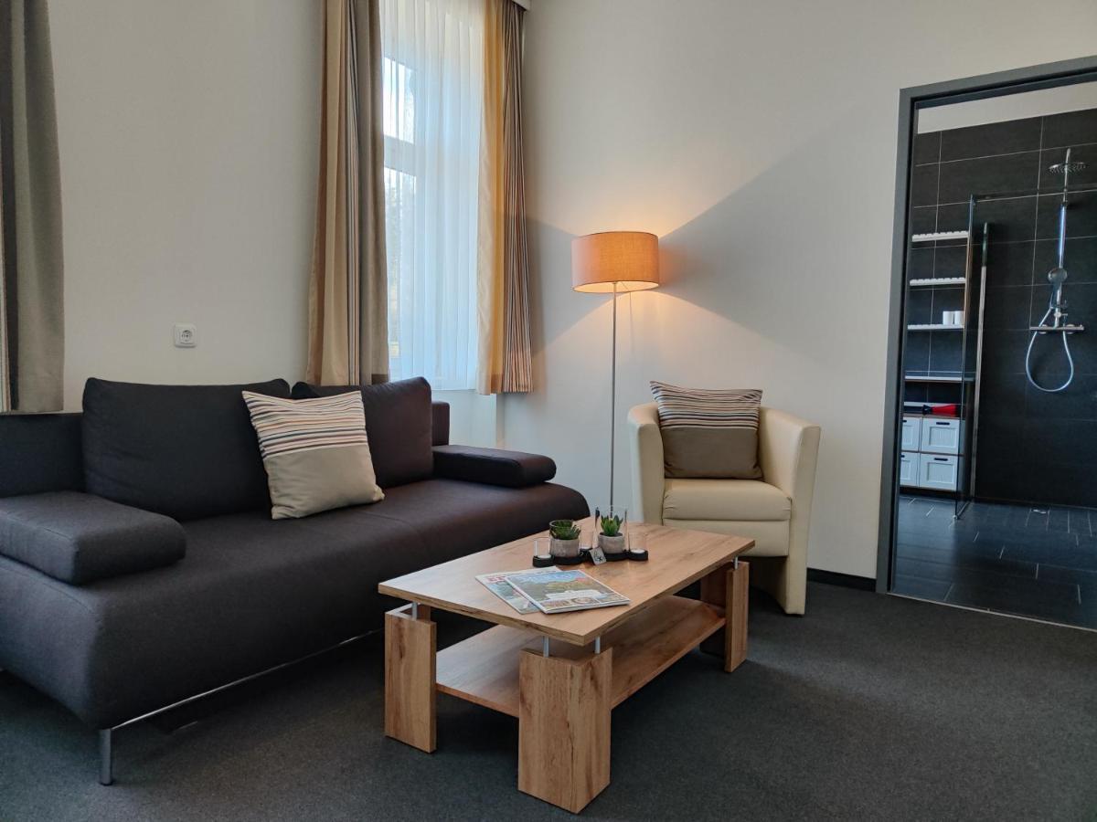 Gaestehaus Karl August Фонсдорф Екстериор снимка